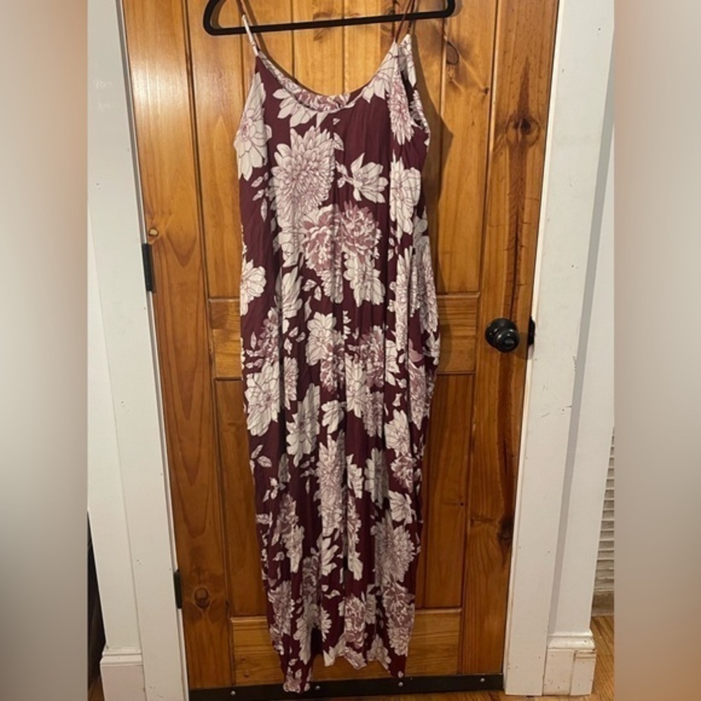 Rae Mode Purple Burgundy Wine white Floral long Maxi Dress Small Beach feminine